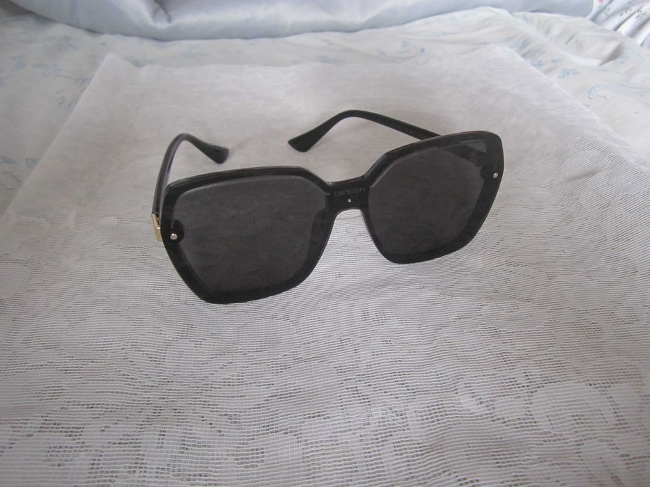 Окуляри сонцезахисні. Очки солнцезащитные Consul Polaroid.