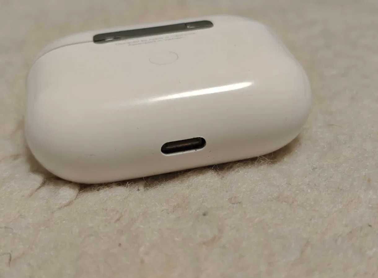 Apple airpods pro A2190 оригінал кейс зарядний робочий
