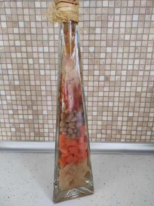 Warzywa w zalewie - dekoracja kuchni