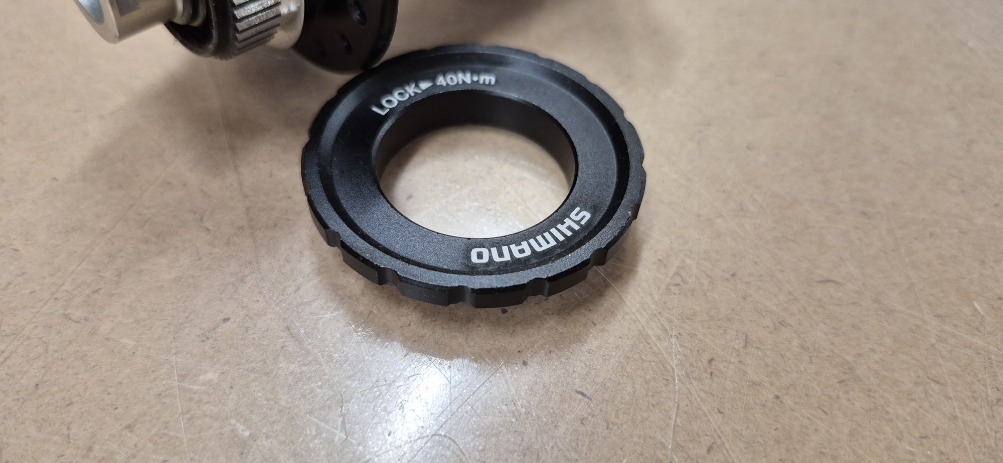 Nr1. Piasta Shimano Deore XT HB-M8010. Przednia.
