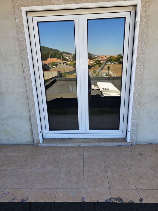 Portas  +  Portadas   alumínio