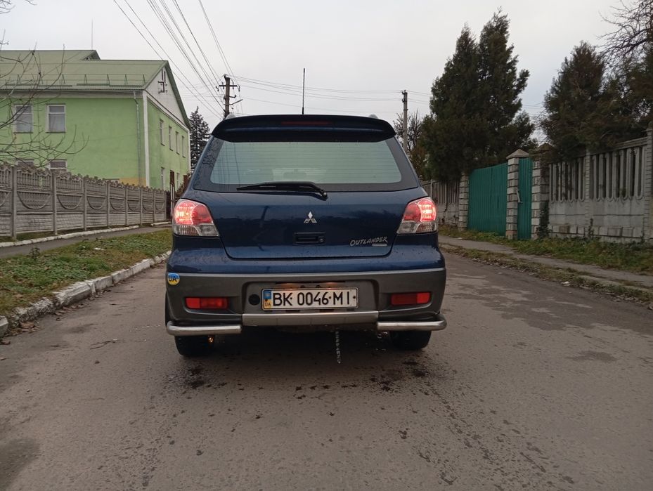 Продам хороше авто Mitsubishi Outllander 2004 року