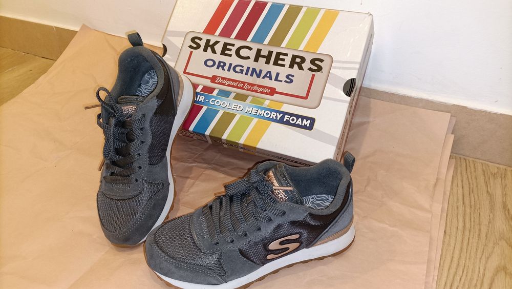 Ténis skechers como novos n35