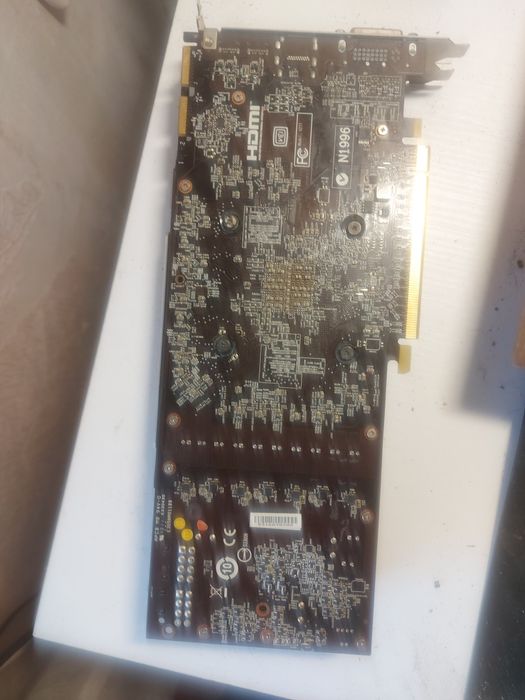 Відеокарта MSI Twin Frozer III. Не робоча.