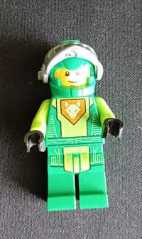 Aaron lego nexo knight