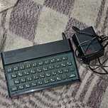 Teclado e carregador Sinclair ZX Spectrum