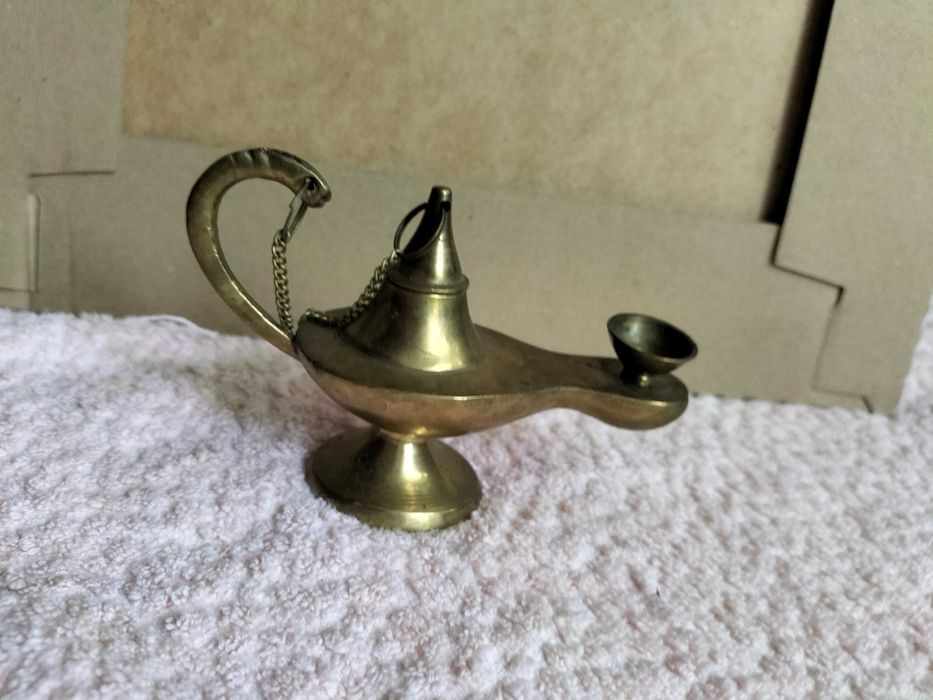 lampa lampka oliwna lampa Alladyna bajkowa mosiężna