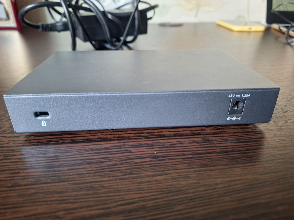 TP-Link TL-SG108PE коммутатор Easy Smart 8-портовый 1Гбит