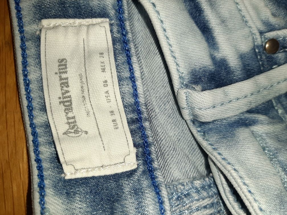Calcas de ganga Stradivarius 38 Lefties 34
