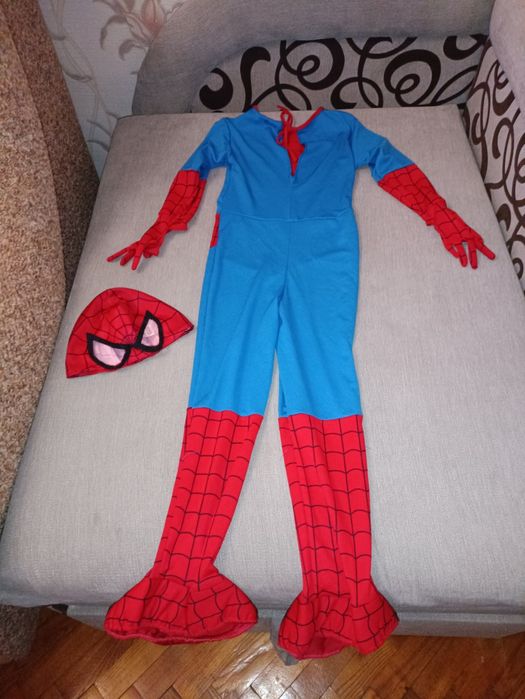 Карнавальні костюми на прокат