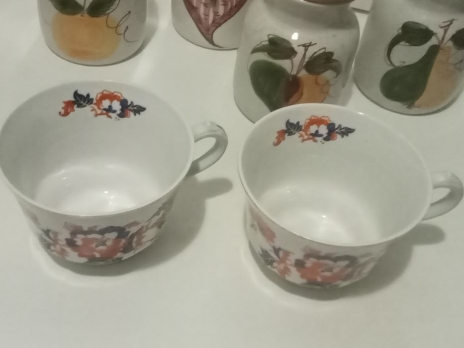 Duas belas chávenas inglesas