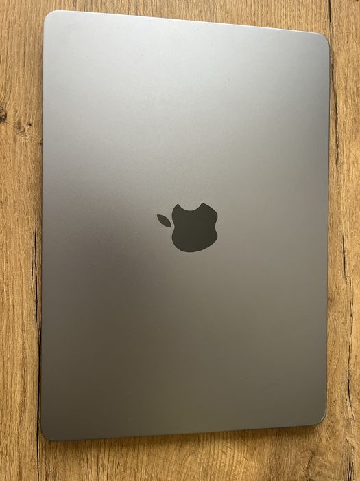 MacBook Air M2 2022 8GB RAM | 256GB SSD