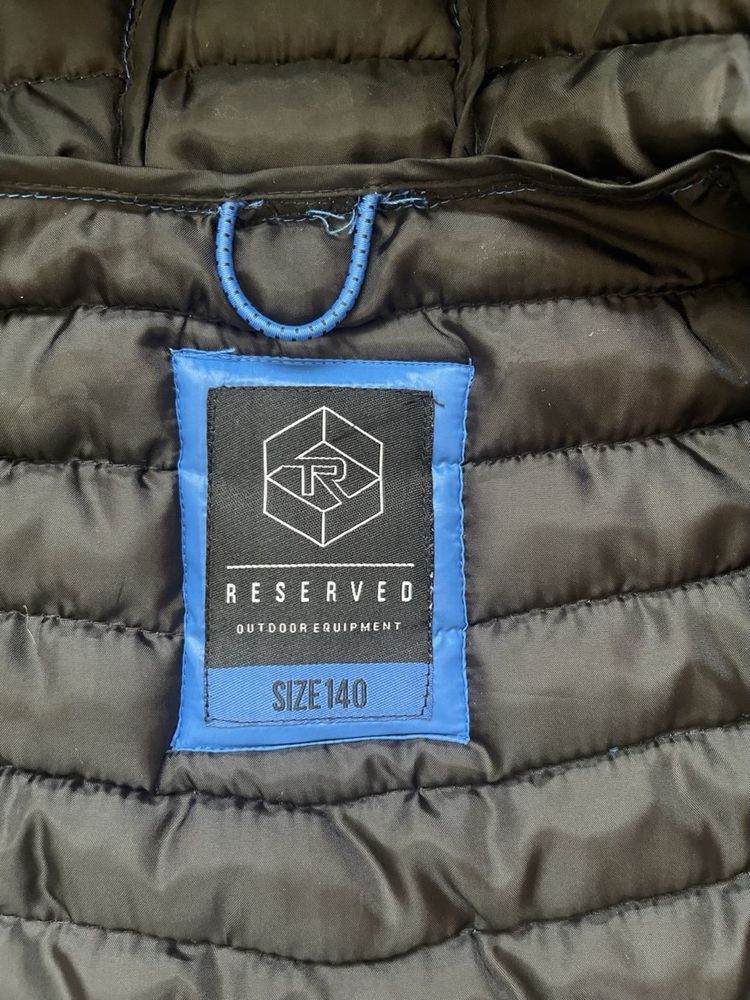 Куртка весняна Reserved 140 р.