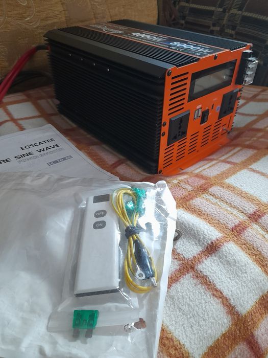 Інвертор перетворювач напруги з 12в 24в на 220