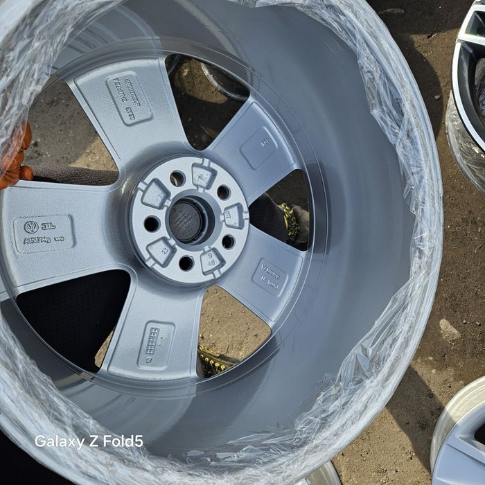 Alufelgi 17 VW Polo Tcross Taigo Skoda Fabia Seat Ibiza 5x100 ET38