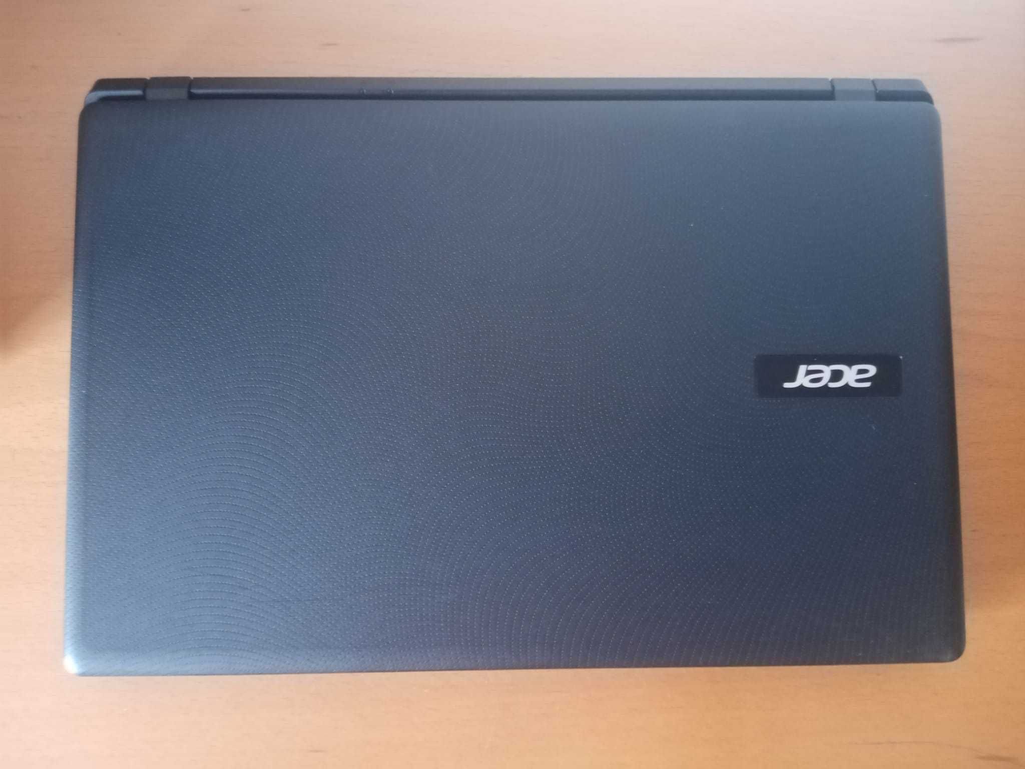 Portátil Acer Aspire AMD A4