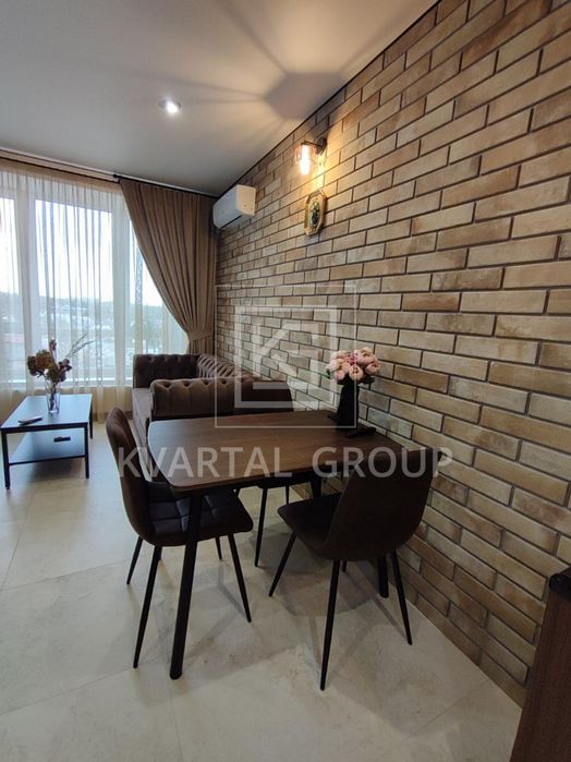 Дизайнерська 1к квартира  біля Центрального парку Ірпеня