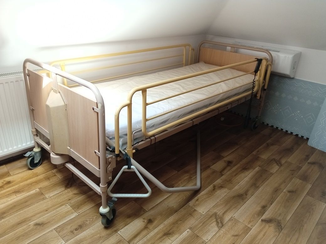 Łóżko rehabilitacyjne +materac+mat.przeciwodleżynowy+ wyciąg