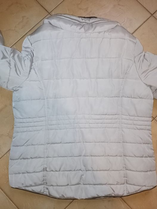 Зимова куртка жіноча