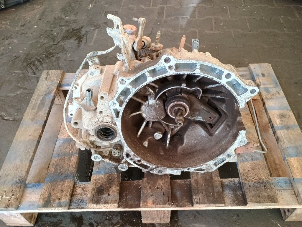 Skrzynia biegów Mazda 6 1,8 gc200