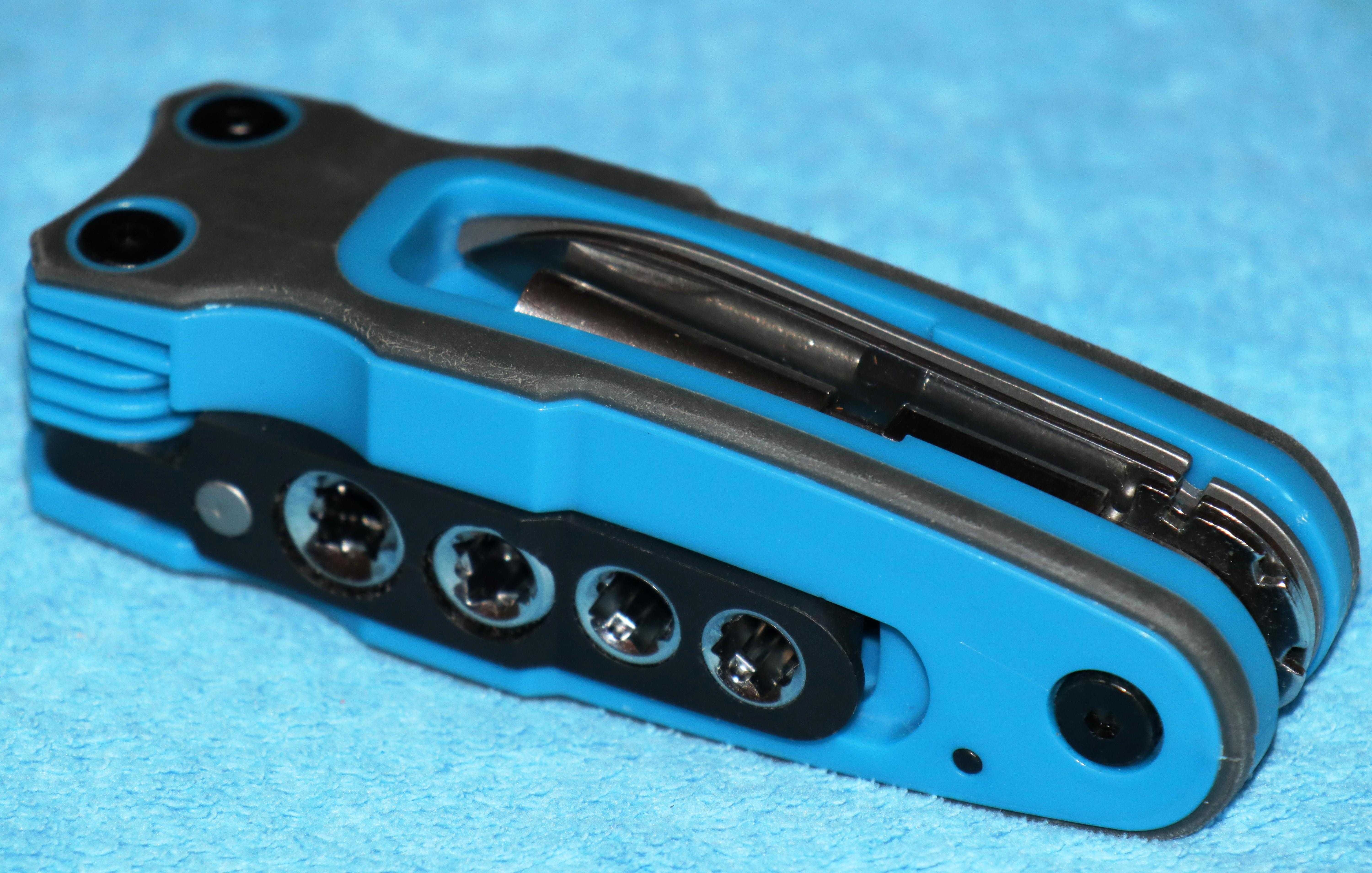 Narzędzie wielofunkcyjne 15 w 1 multitool 15 w 1