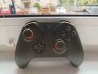 Limitowany pad Green/Orange do Xbox One/Series