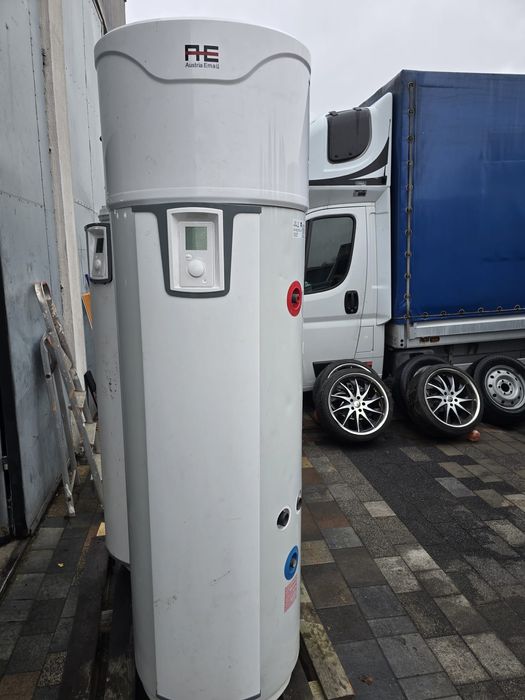 Pompa ciepła cieplej wody użytkowej 260l