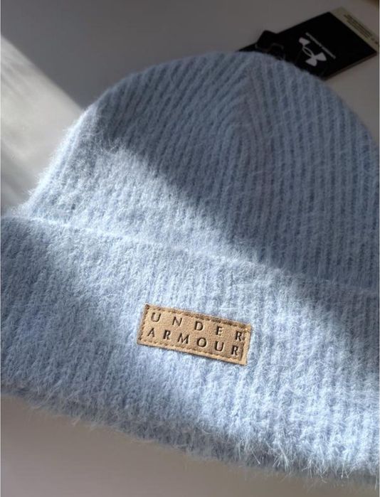 Under Armour тепла затишна жіноча шапка. Оригінал