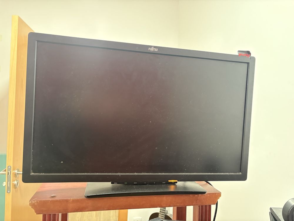 Monitor Fujitsu 27” Full Hd