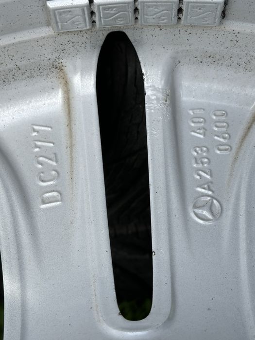 Opony zimowe MICHELIN-4222r+ORYGINALNE Felgi Aluminiowe 17’’ Mercedes