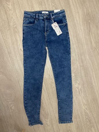 Новые джинсы Reserved на девочку на рост 164см!!