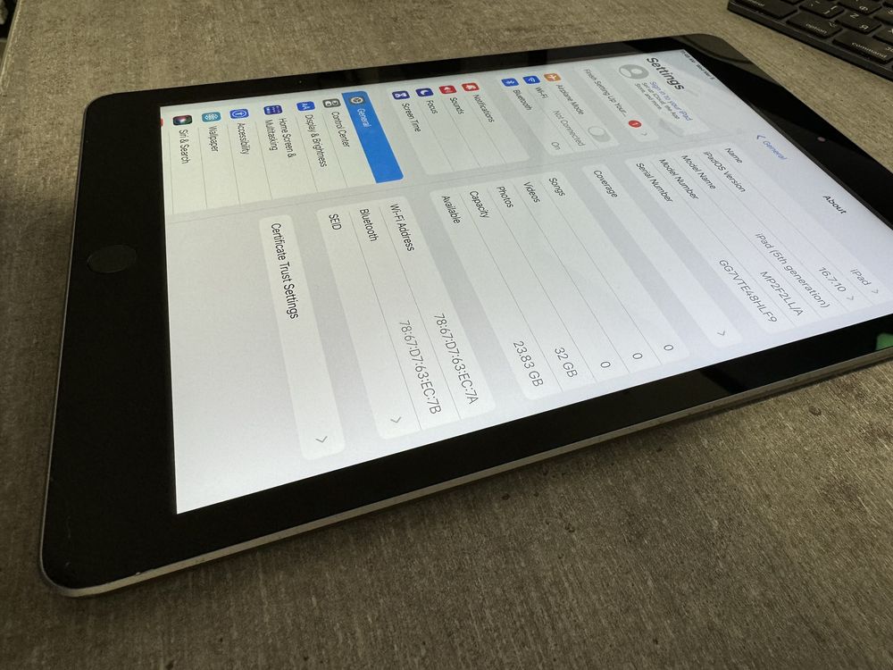 iPad 5 покоління. 32GB. Space Grey. Без обмежень. Гарантія