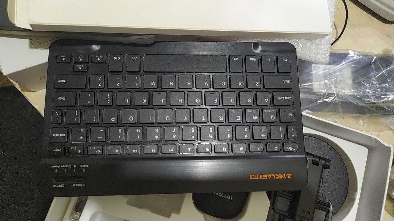 Продам планшет TECLAST