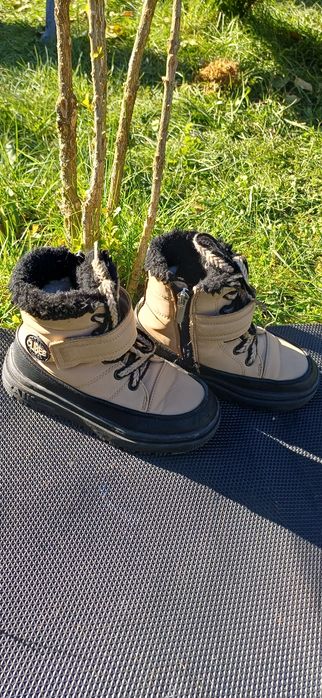 Зимові чобітки для дівчинки