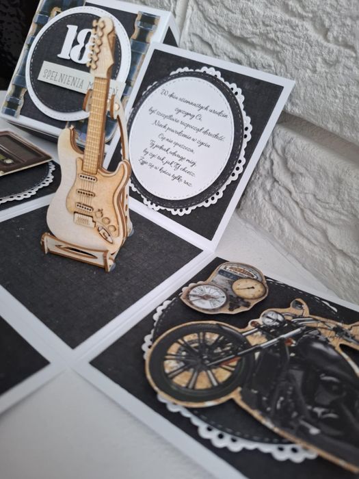 Kartka pudełko exploding box z okazji 18 urodzin osiemnastka prezent