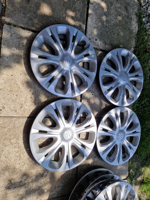 Kołpaki suzuki oryginalne r16 stan bardzo dobry