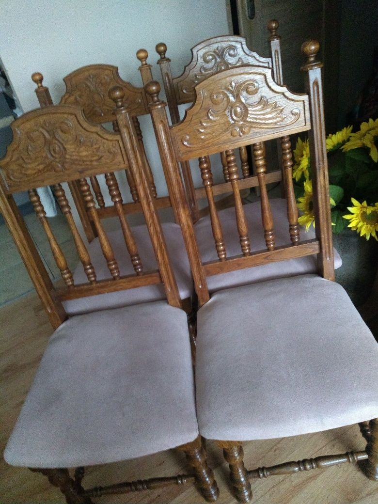 Stylowe krzesła dębowe