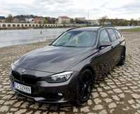 Samochód BMW 320D F31 touring head-up