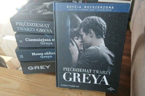 50 twarzy Greya książki + film cz.1