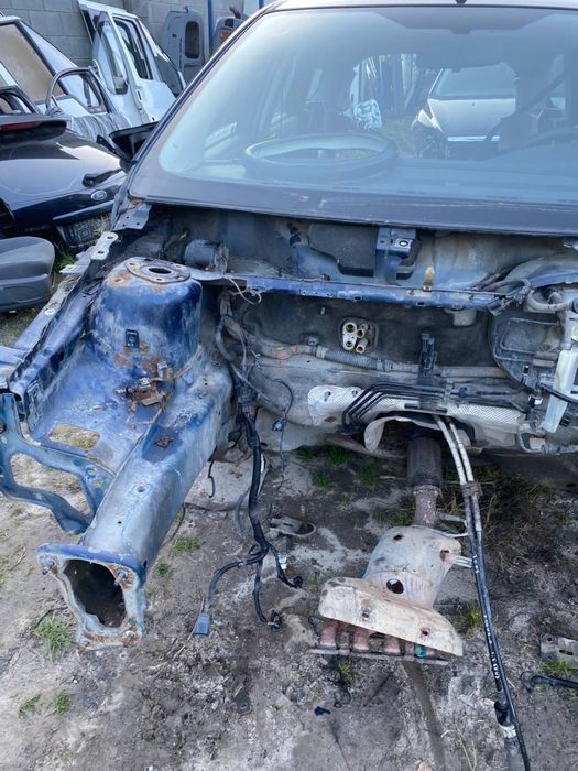 Форд Фокус 2 авторозборка Ford Focus mk2 мотор 1.6 кпп форсунка бампер