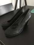 Sapatos salto alto preto como novos