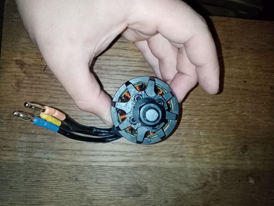 Безколекторний мотор дрону 540 kv