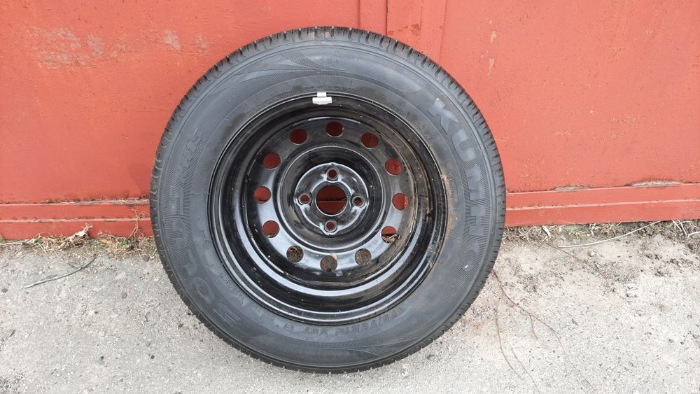 Диск. Резина Kia, Hyundai, Accent, Rio 175.70r14 4:100 175.70r14. 2шт.