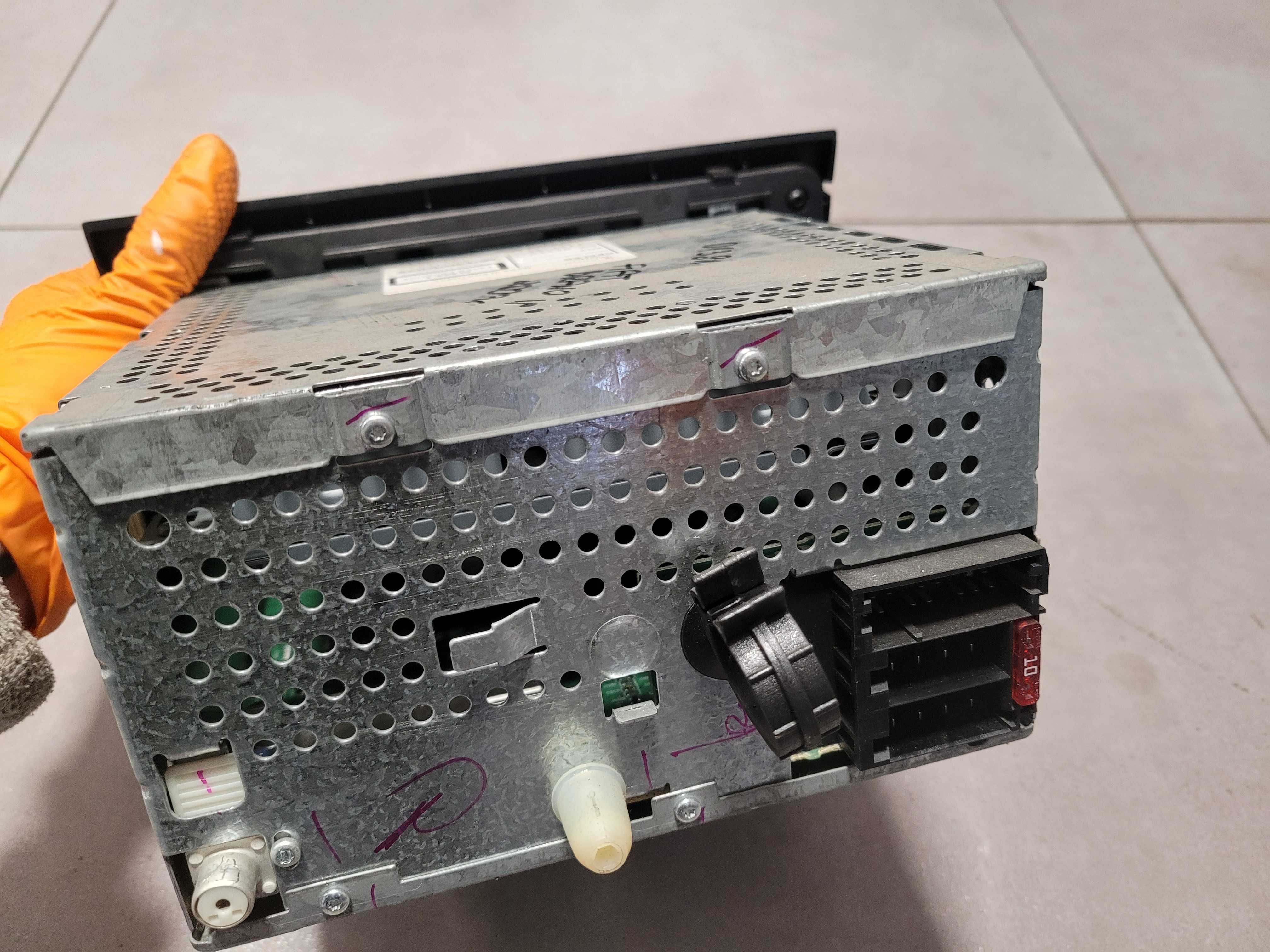 Radio samochodowe Fiat Bravo II 0.735.451.942