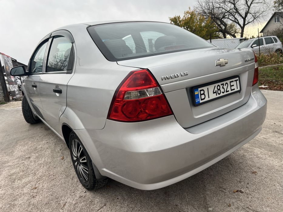 Шевролет авео 1.5 люксова