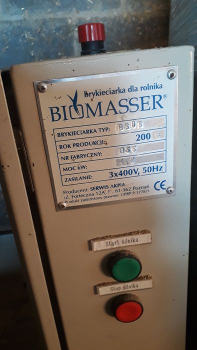 Brykieciarka do slomy torfu Biomasser