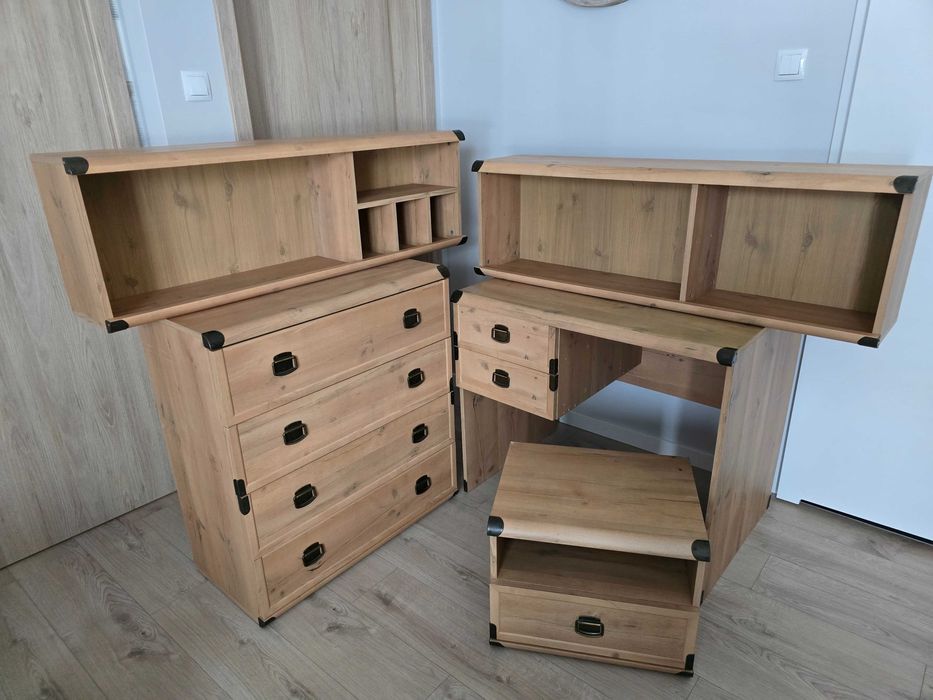 Meble komplet młodzieżowy