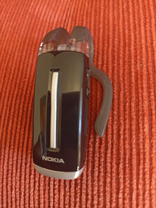 Phones Nokia BH-200 Bluetooth