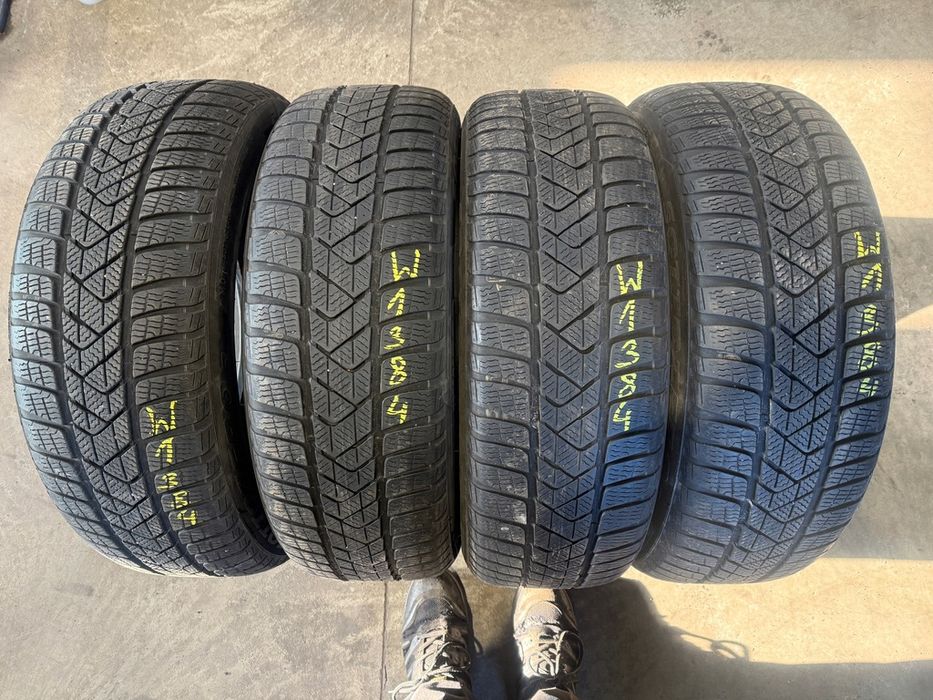 205/55/17 Pirelli Winter SottoZero 3