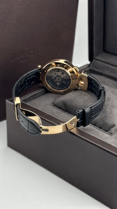 Часы Bovet Sportster 44 RG